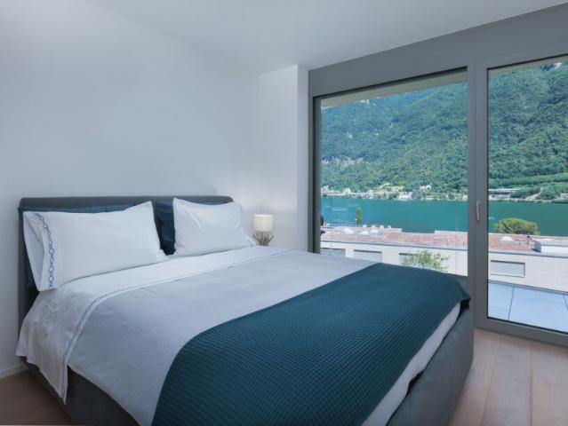 MERAVIGLIOSO 3.5 CON TERRAZZA VISTA LAGO A RIVA SAN VITALE