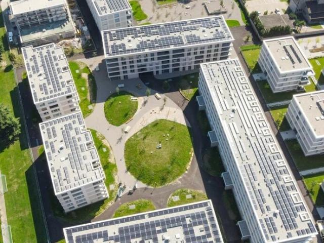 Meraviglioso 4.5 locali, immerso in un parco dotato di tutti i comfort