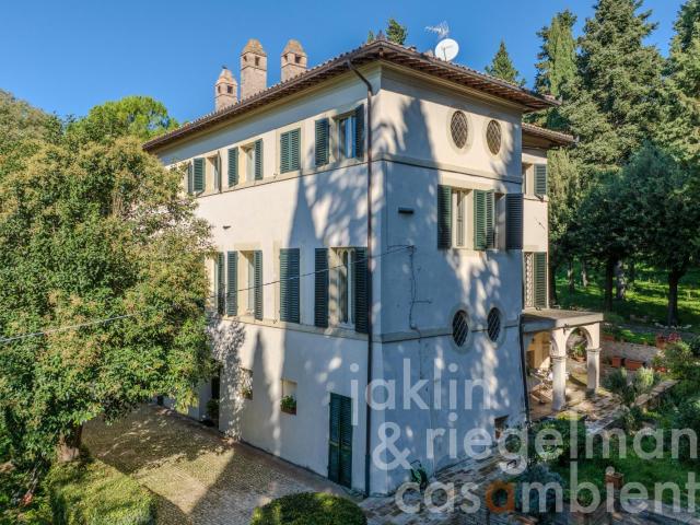 Meravigliosa casa padronale vicino a Foligno eleganza, com. 561m² Foligno