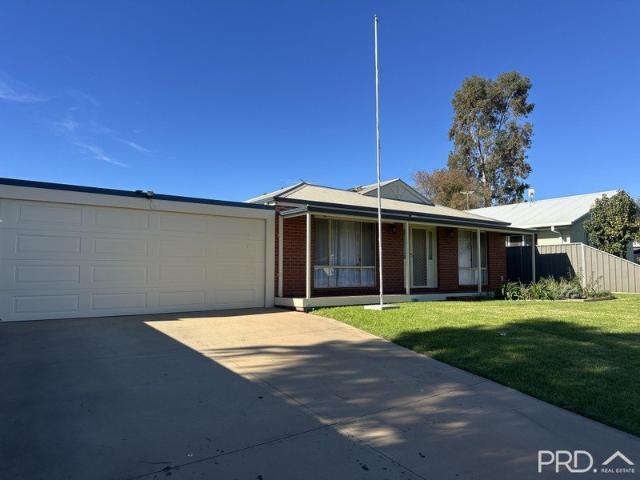 MERBEIN WITH A LARGE SHED