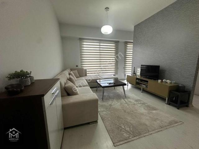 Mercan'dan Çamlık Caddesi Mevkii 1+1 Eşyalı Geniş Balkonlu Apart