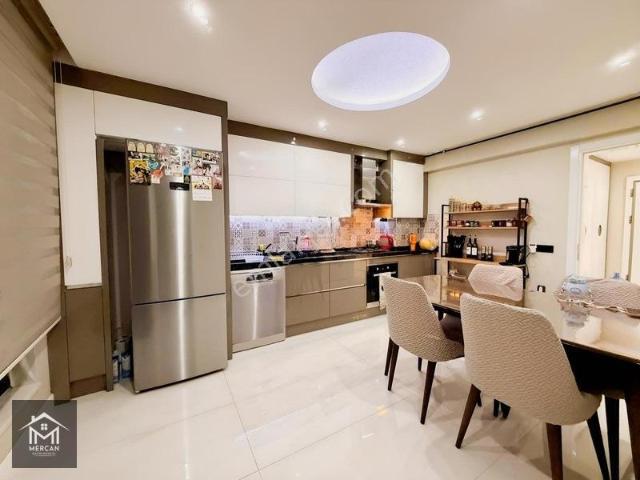 Mercan'dan Albayrak Meydanı Yakını 120 M2 2+1 Satılık Daire !