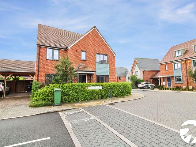 Mercer Avenue, Castle Hill, Ebbsfleet Valley, Swanscombe DA10, 5 bed detached house to rent, £2,800 pcm | PrimeLocation