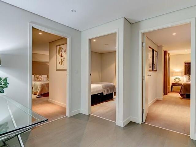 Merchant Square East, Greater London, W2 3 bed apartment to rent £7,345 pcm £1,695 pw
