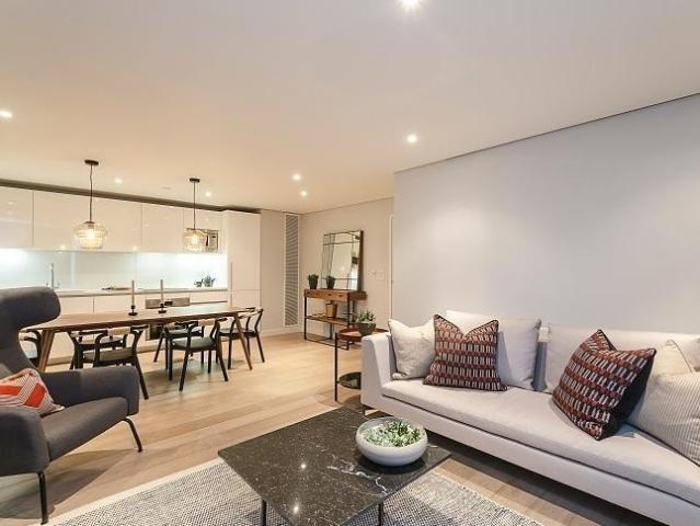 Merchant Square East, Hyde Park 3 bed apartment to rent £7,150 pcm £1,650 pw