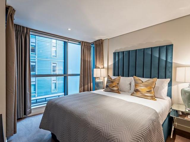Merchant Square East, London W2, 3 bed flat to rent, £5,178 pcm | PrimeLocation