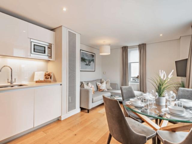 Merchant Square East, London, W2 3 bed flat to rent £7,020 pcm £1,620 pw