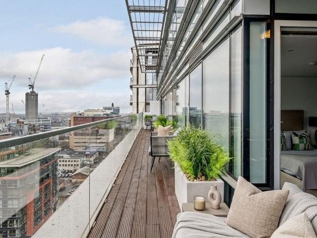 Merchant Square East, London W2, 4 bed flat to rent, £9,960 pcm | PrimeLocation