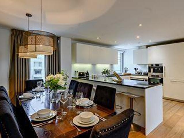 Merchant Square, Paddington Basin. 4 bed flat to rent £9,967 pcm £2,300 pw