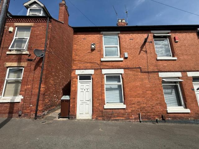 Merchant Street, Nottingham, NG6 3 bed terraced house to rent £875 pcm £202 pw