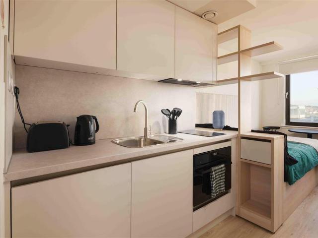 Merchant Studios, Glasgow G4 Studio to rent £1,044 pcm £241 pw
