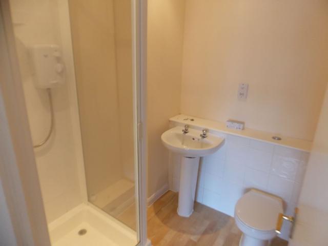 Merchants Court, Bedford MK42, 2 bed flat to rent, £1,300 pcm | PrimeLocation