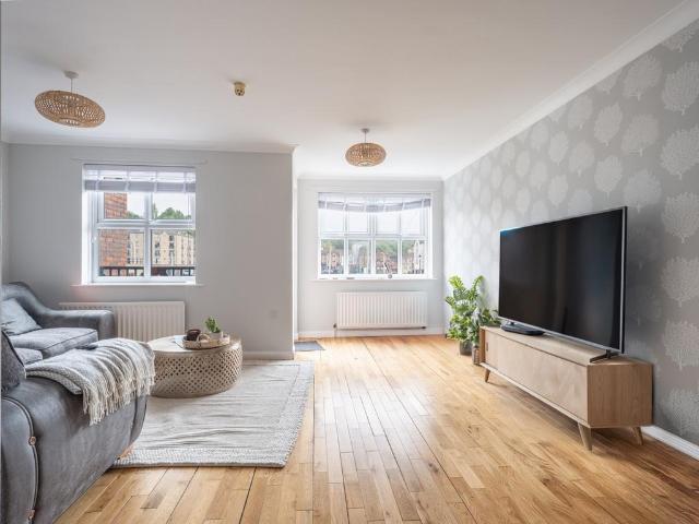 Merchants Wharf, Newcastle Upon Tyne NE6 3 bed terraced house to rent £1,495 pcm £345 pw