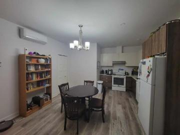 Apartment for rent in Roussillon
