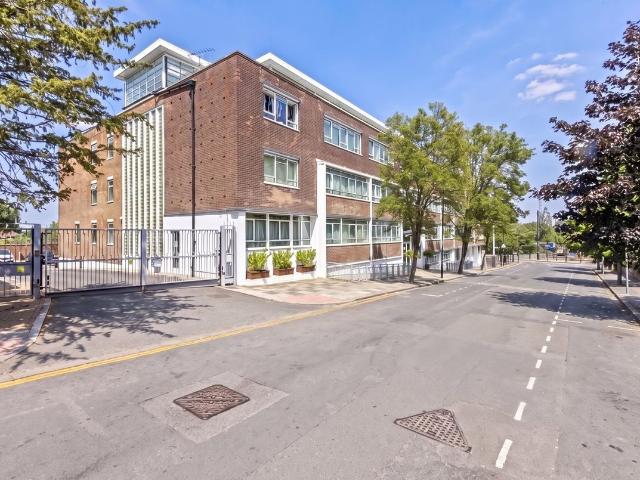 Mercury House, Heathcroft W5, 1 bed flat to rent, £1,900 pcm | PrimeLocation