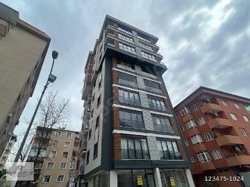 MERDİVENKÖY MERKEZİ KONUMDA KİRALIK 1+1