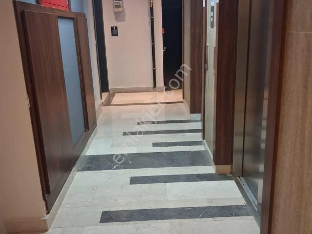 Merdivenköy Gözcübabada Giriş Daire