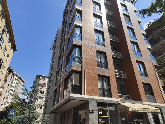 Merdivenköy Günaydın Sok.2+1 75m2 Yeni Bina Derviş'ten