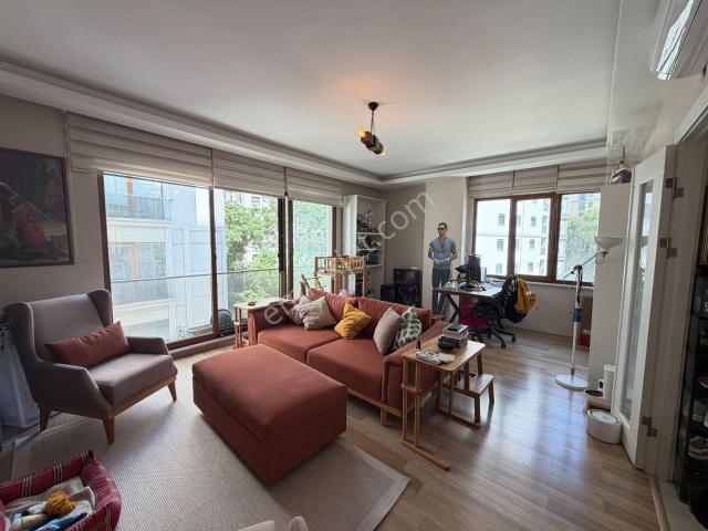Merdivenköy Günaydın Sokak Yeni Binada Geniş 2+1 Satılık Daire
