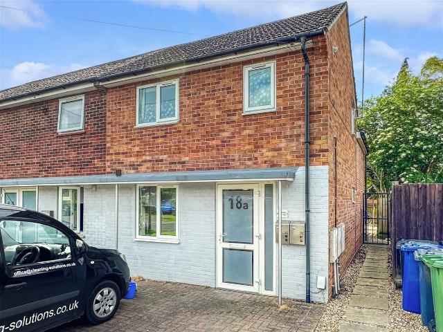 Mere Way, Cambridge CB4, 3 bed property to rent, £2,000 pcm | PrimeLocation