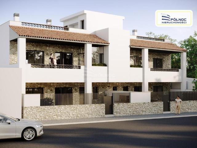 Nowoczesny bungalow z tarasem i solarium w Hiszpanii polecam!