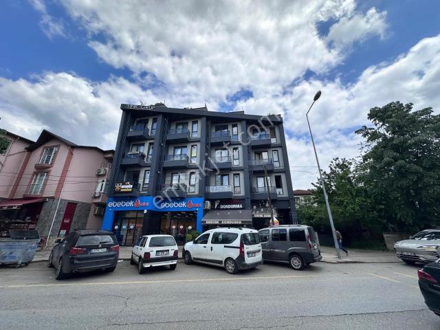 Meriç Çayrak'tan Çevreyolu Cad.üstü Kiralık 105m2 Daire teraslı