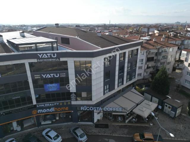 Meriç Çayrak'tan Essen/beldem Yakını Ricostacafe Üstü Eşyalı 1+1