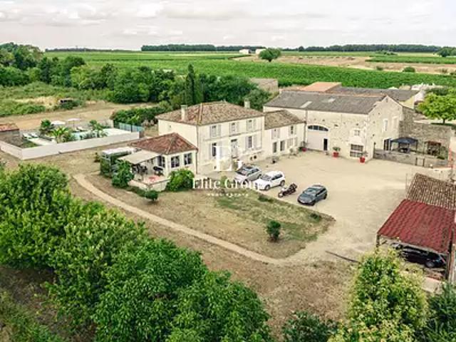 Mérignac 16200 Achat / Vente maison 14 pièces t14 piscine cave