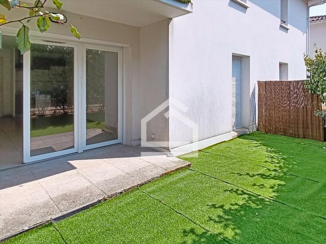 Mérignac T2 en rez de chaussée avec terrasse couverte et jar. 40m² Mérignac