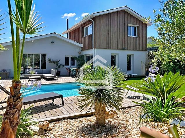 Mérignac Arlac Maison rénovée avec piscine 140m² Mérignac
