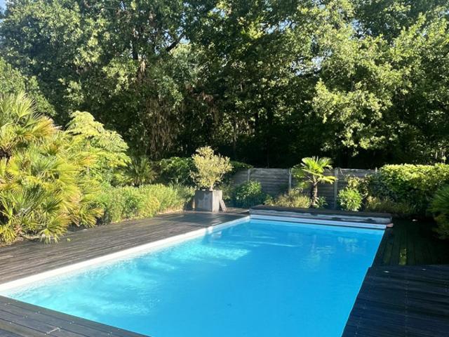 Mérignac Parc Féau Maison d'architecte avec piscine