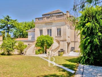 Mérignac Saint Augustin Maison de 250 m² Jardin Piscine Carport