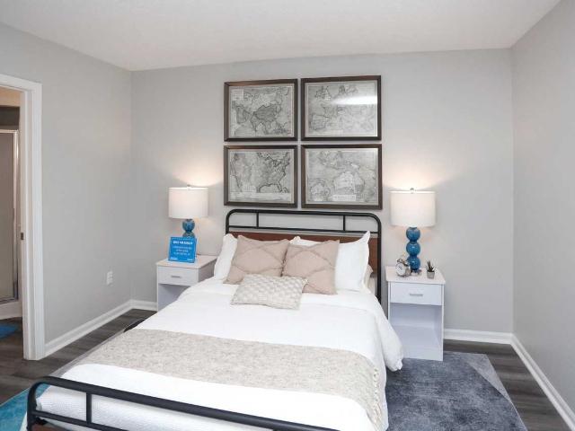 Meridian Court South 2 Bedroom Apartment for Rent at 7266 Lockwood Ln, Indianapolis, IN 46217 Linden Wood