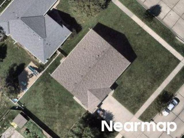 Meridian Dr