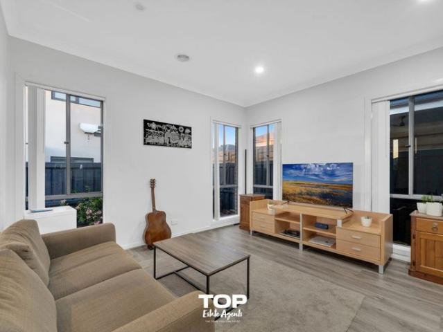 Meridian Estate – 3 Bedroom Family Home!