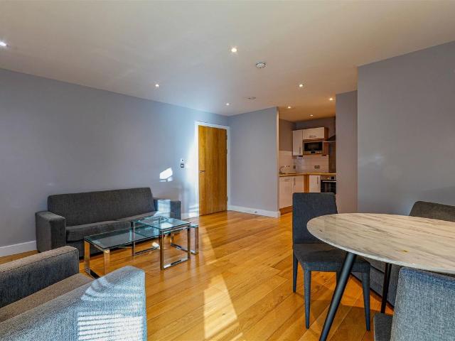 Meridian Plaza, City Centre CF10, 1 bed flat to rent, £1,100 pcm | PrimeLocation