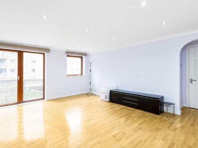 Meridian Place, E14, London