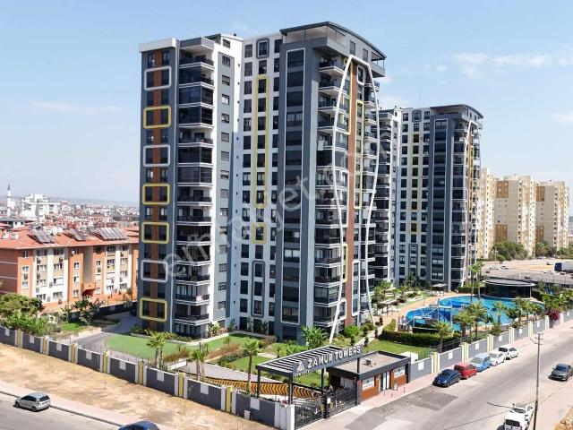 Merin'den Zamur Towers'da 2+1 Ayrı Mutfak Lüks Kiralık Daire