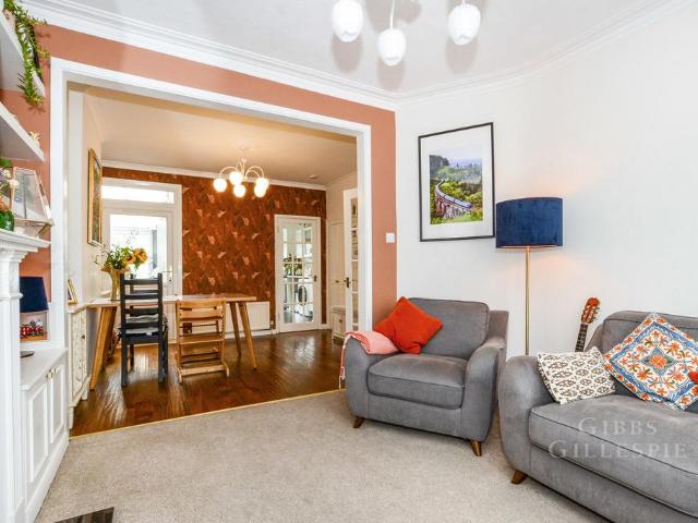 Merivale Road, Harrow, HA1 4 bed terraced house to rent £2,750 pcm £635 pw