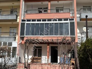 Merkez Cumhuriyet Mahallesinde 7+1 Triblex Lüks Villa takaslı