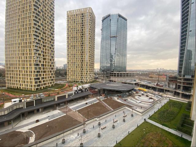 Merkez Ankara Şehir Süitler'inde Çift Teraslı Emsalsiz 202m2