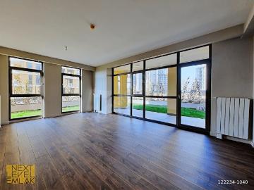 MERKEZ ANKARA SİTESİNDE BAHÇELİ ÖZEL TERASLI SATILIK 4+1 DAİRE