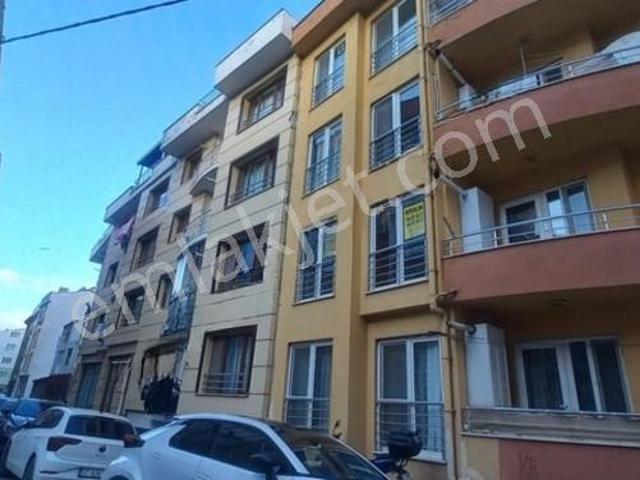 Merkez Barbaros Mahallesinde Kiralık Arakat 3+1 Daire