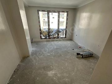 MERKEZ GAYRİMENKULDEN 1.KAT 2+1 GENİŞ FERAH DAİRE
