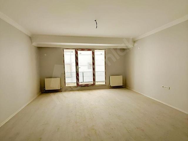 MERKEZ EMLAKTAN 2+1 KAPALI OTOPARKLI,ASANSÖRLÜ SIFIR DAİRE !