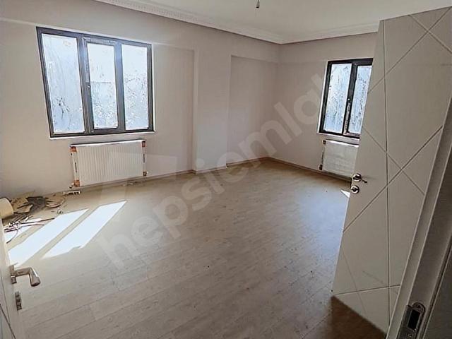 Merkez Emlaktan Satılık Oğuzhan Mahallesinde Sıfır 4+1 Daire