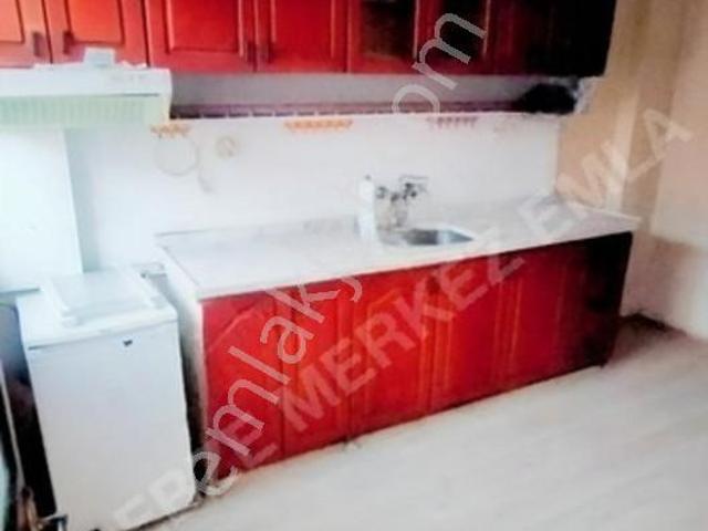 Merkez Emlak Armağan'dan 2+1 2.kat Kiralık Daire