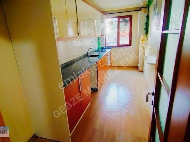 Merkez Emlâk Armağan'dan Kiralık 2+1 Geniş,ferah,asansörlü Daire