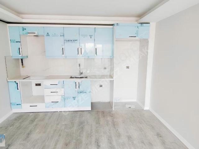 Merkez Emlak Armağan'dan Lüx 2+1 2.kat Kapalı Otoparklı Daire
