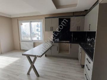 Mezitli, Mersin ili, Akdeniz Bölgesi - Spor salonu